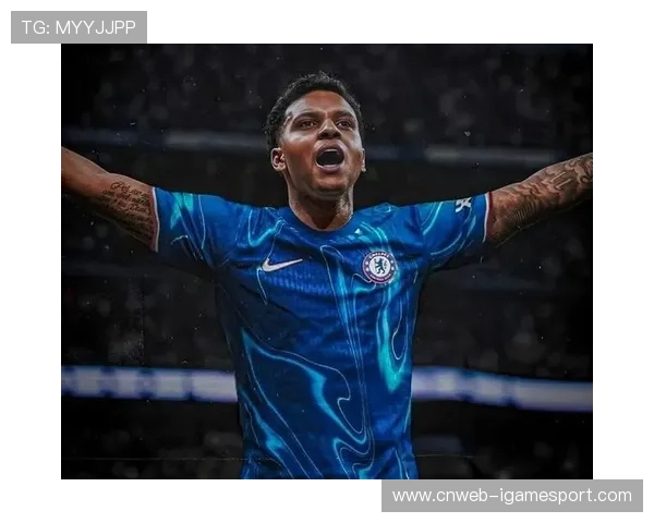 切尔西中场恩佐·费尔南德斯谈及适应：正在学习英超的防守节奏。